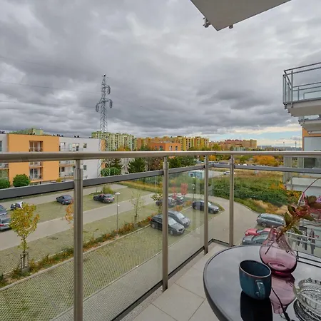 아파트 Cozy & Modern Rogowska By Renters 브로츠와프