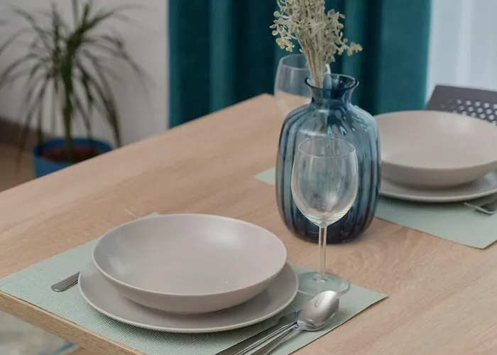 Cozy & Modern Rogowska By Renters 아파트 *