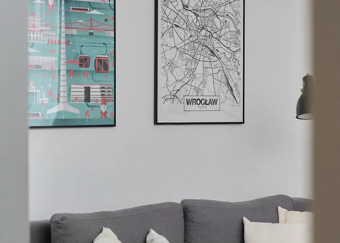 Cozy & Modern Rogowska By Renters 브로츠와프