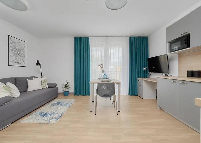 Cozy & Modern Rogowska By Renters * 브로츠와프